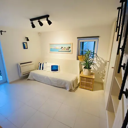 Tribunj House * Tribalj