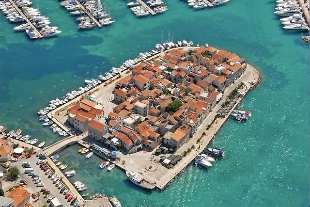 Tribunj House Semesterbostad